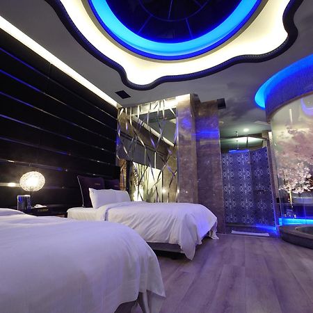 The Yorker Deluxe Motel Taoyuan Esterno foto