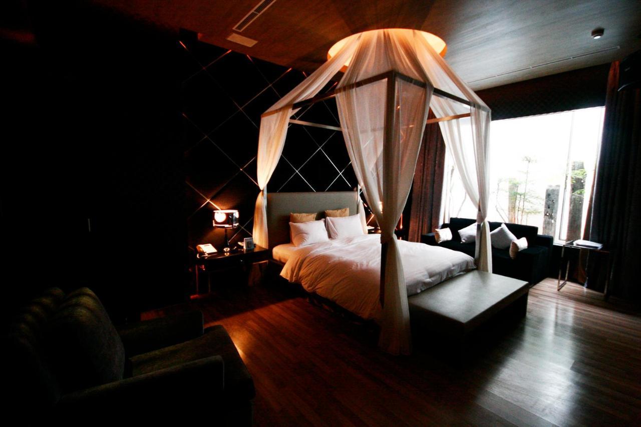 The Yorker Deluxe Motel Taoyuan Esterno foto